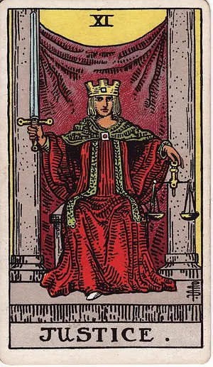 La Justicia, carta del tarot Rider–Waite, 1909
